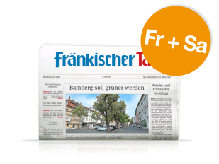 Zeitungstitel des Fränkischen Tag, mittig gefaltet. Oranger, runder Button mit dem Hinweis Freitag plus Samstag darüber.